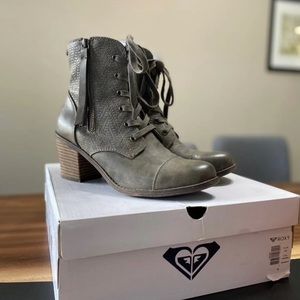 Roxy Boots Size 8 Women